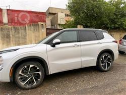 ميتسوبيشي اوتلاندر